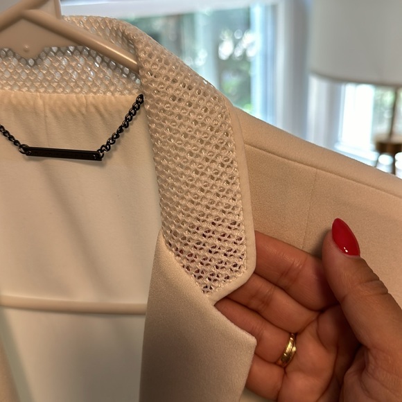 Elie tahari blazer with mesh panel - Picture 4 of 6